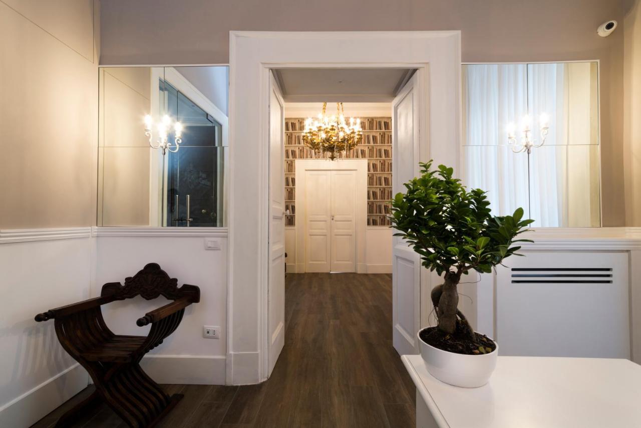 Foro Carolino S&b Couette-café Naples
